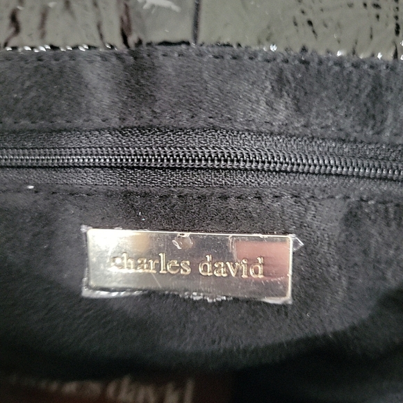 CHARLES DAVID Patent Leather Envelope Clutch Handbag Purse Black Foldover NWT - Picture 10 of 16